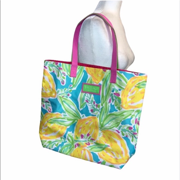 Lilly Pulitzer Handbags - Lilly Pulitzer for Estée Lauder Lemon Tote Bag